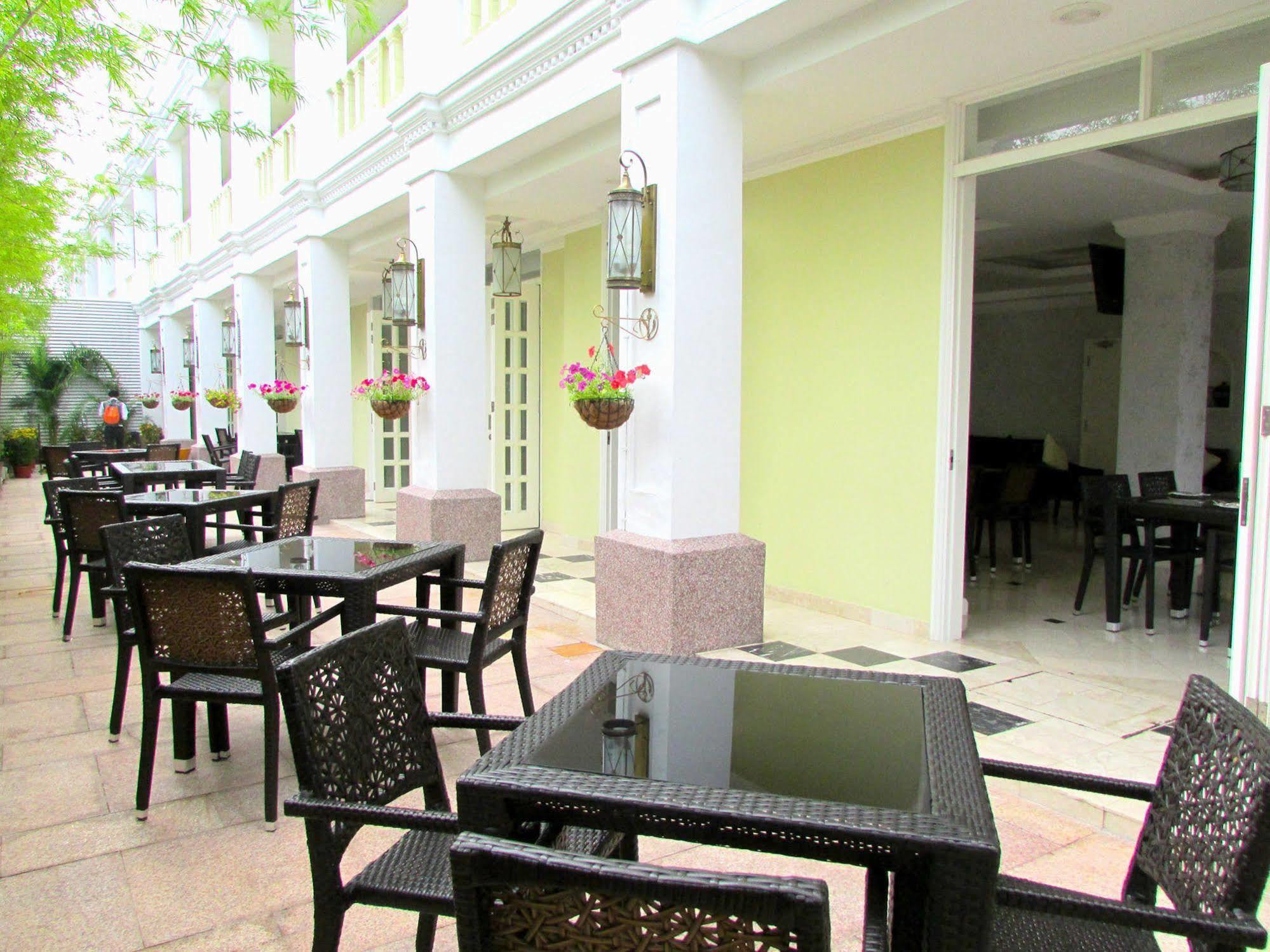 Rc Hotel Melaka Экстерьер фото