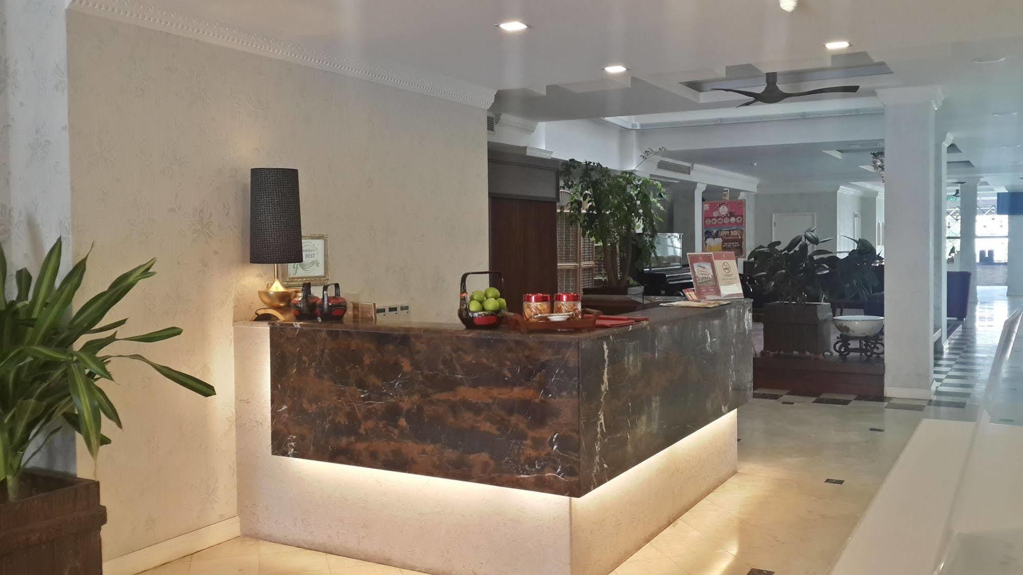 Rc Hotel Melaka Экстерьер фото